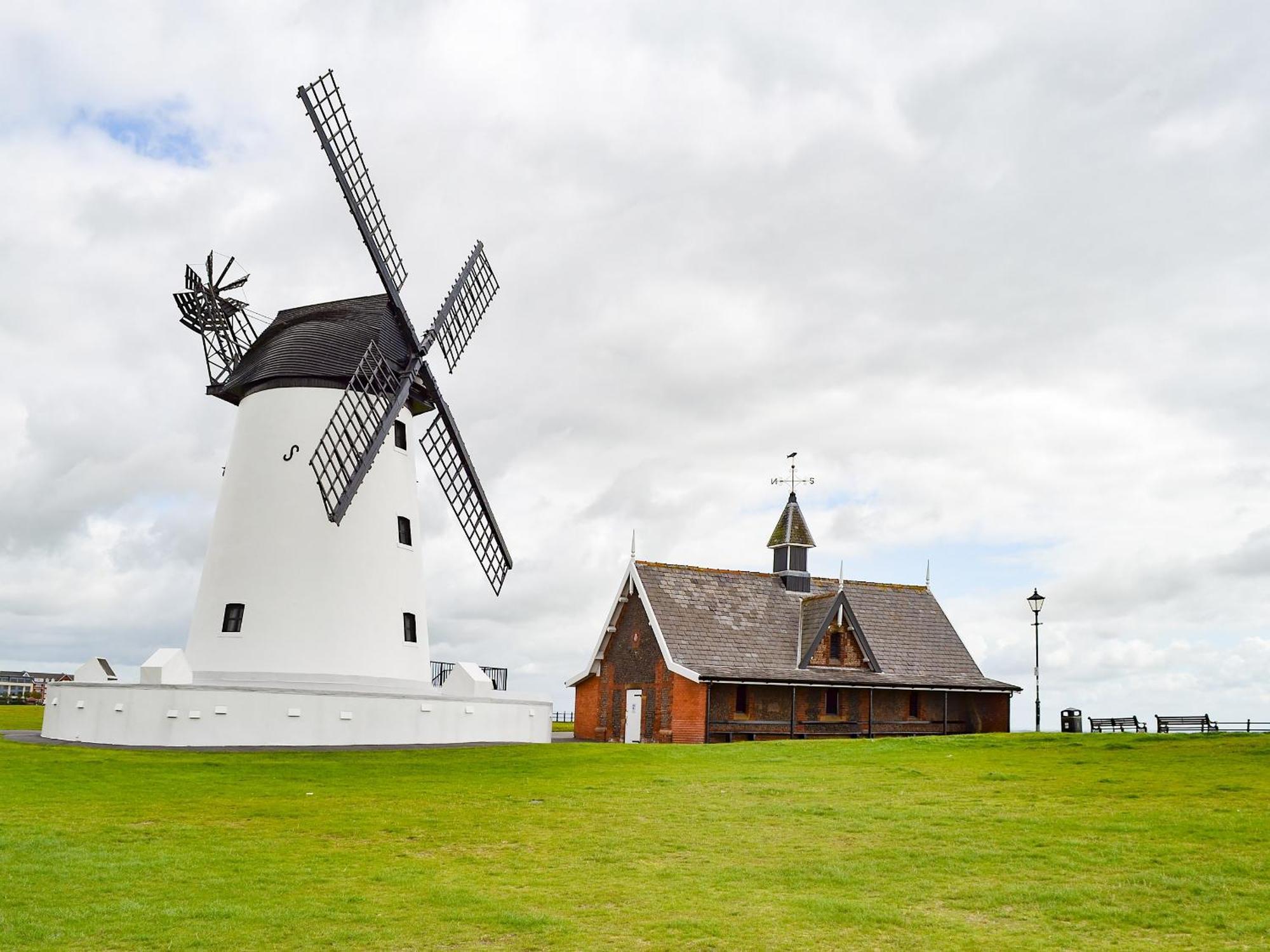 Commonside Cottage Lytham St Annes Bagian luar foto